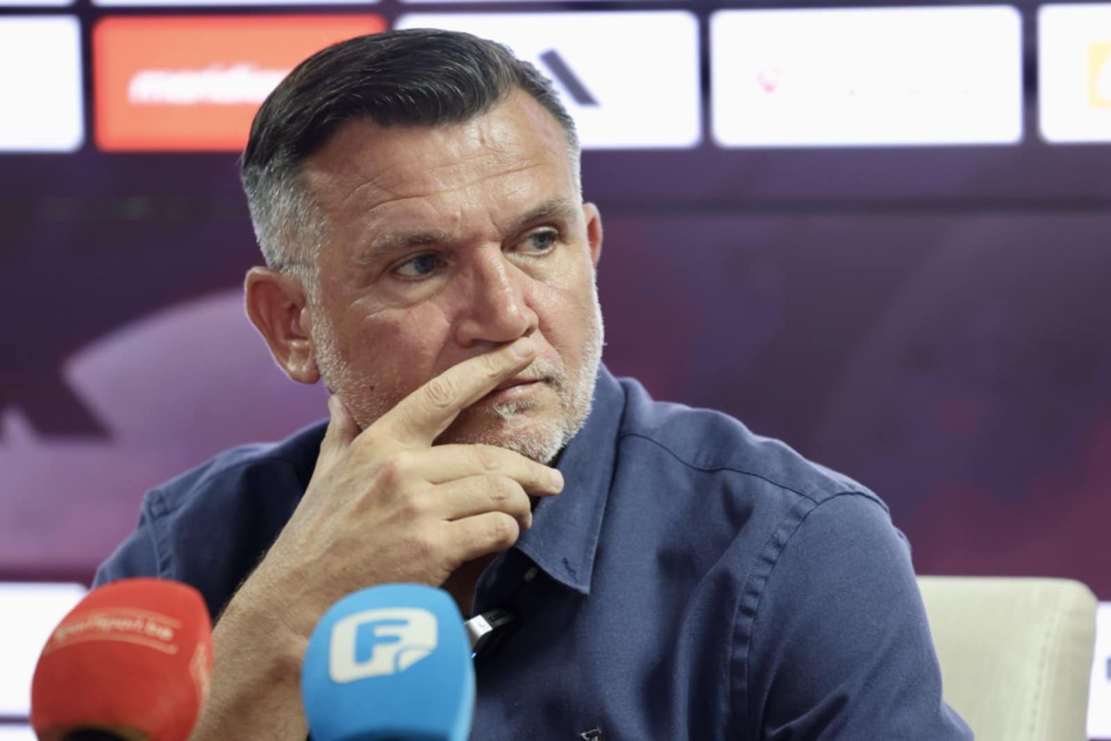 Zoran Zekić pred Universitateu