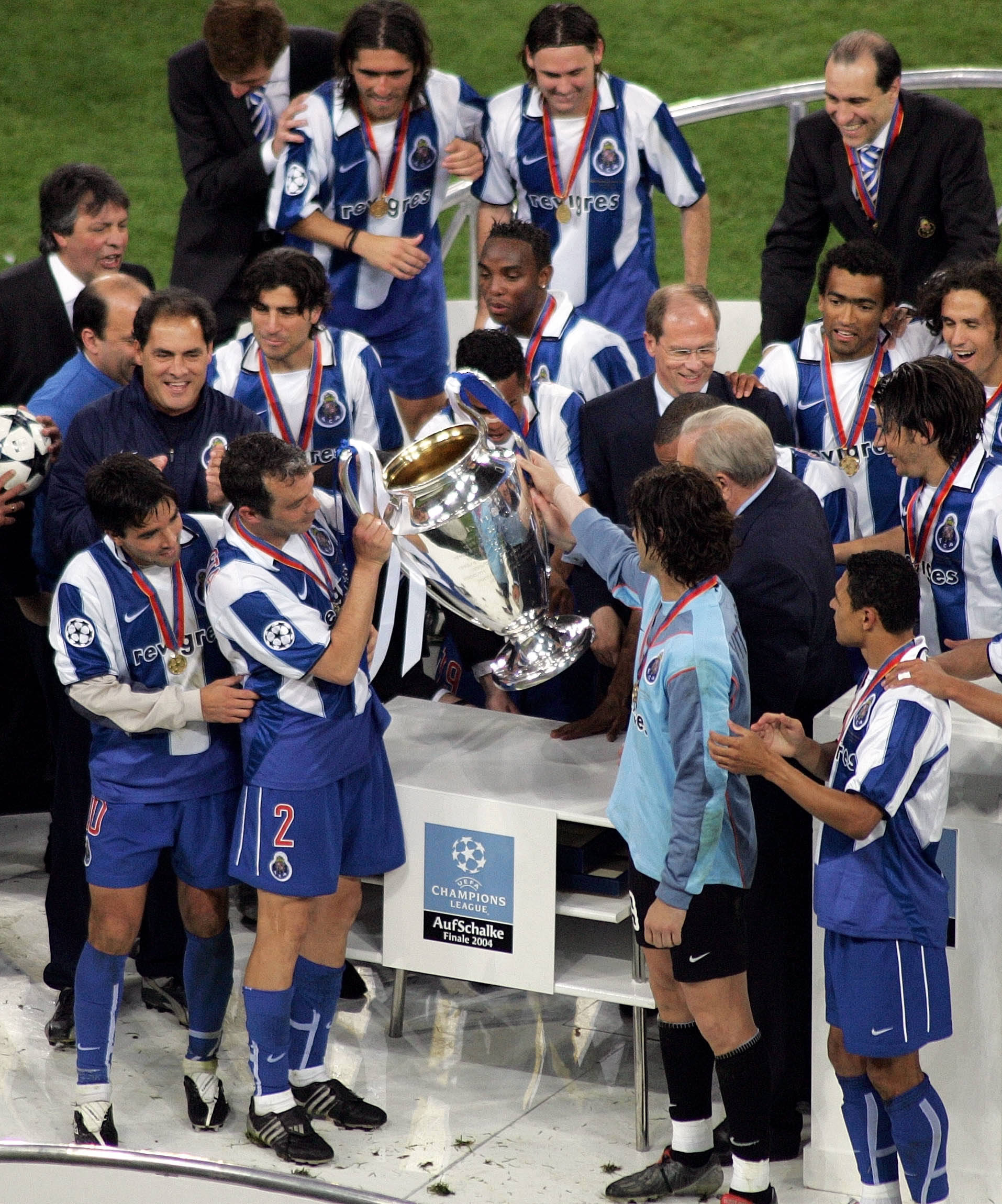 000_PAR2004052601510