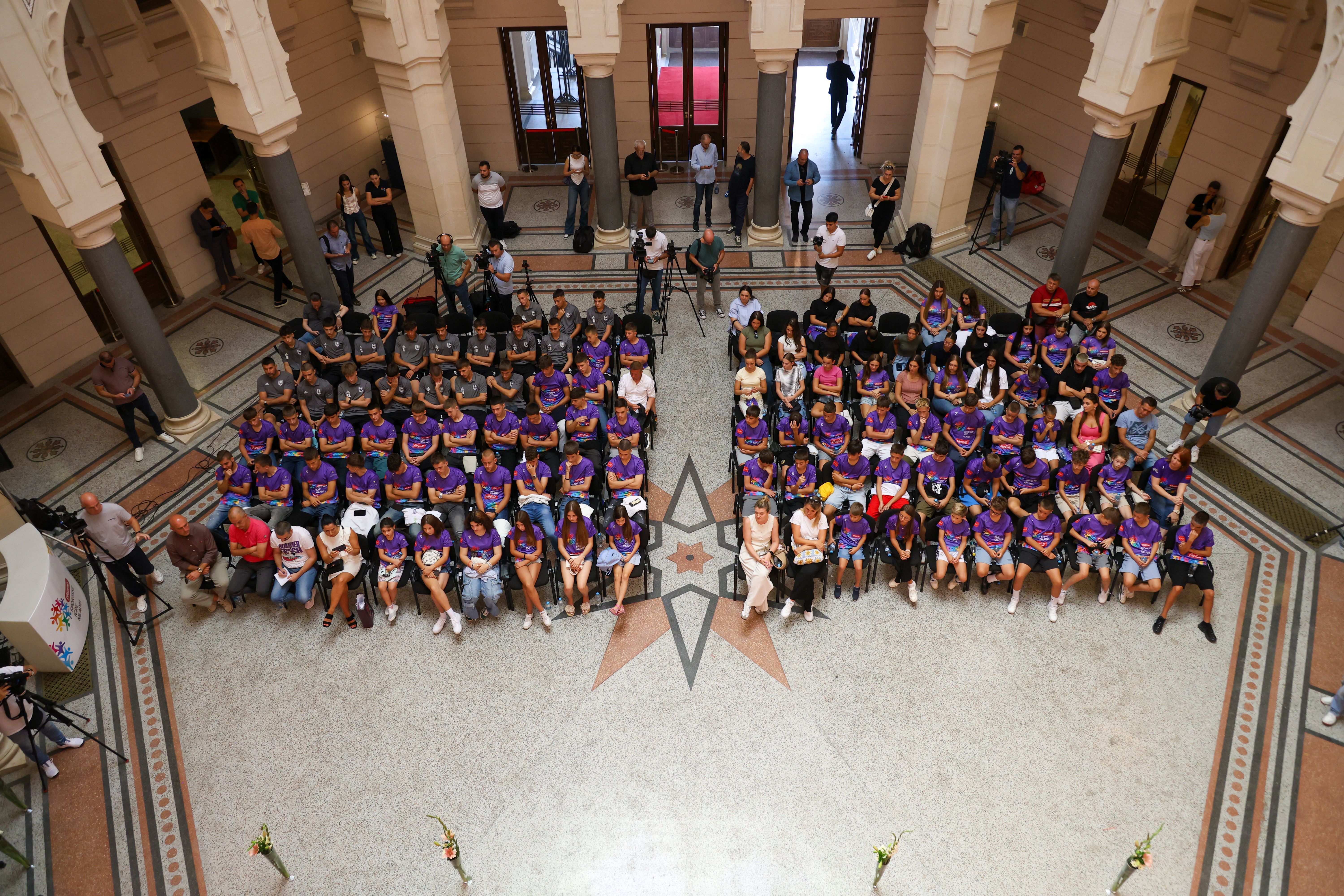 27a6ac8d60c932d6139567ace72044c5