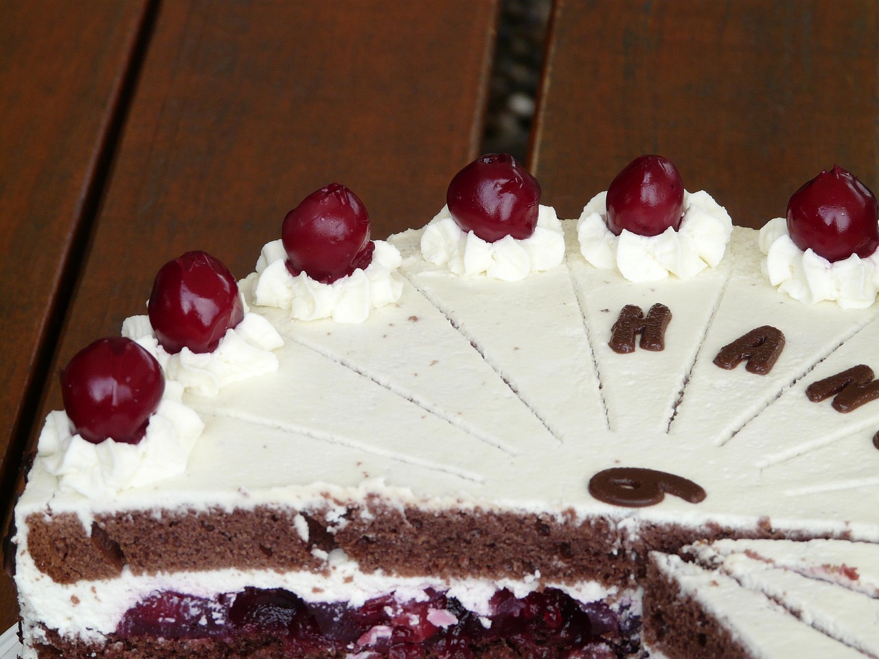 black-forest-cake-58677_1280