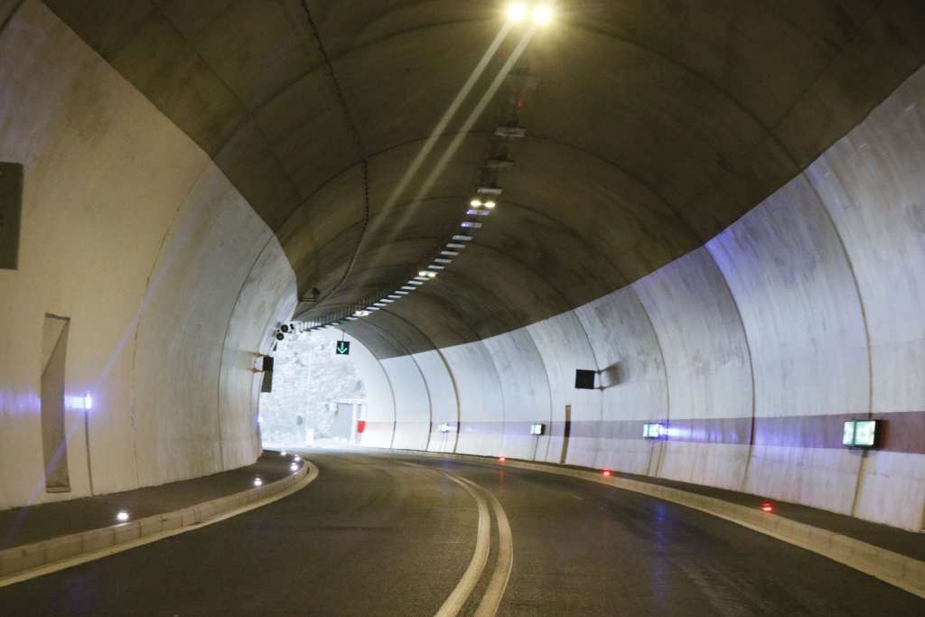 tunel-ivan-l_777ef014d4f4ea0c4b2a987e90361b33