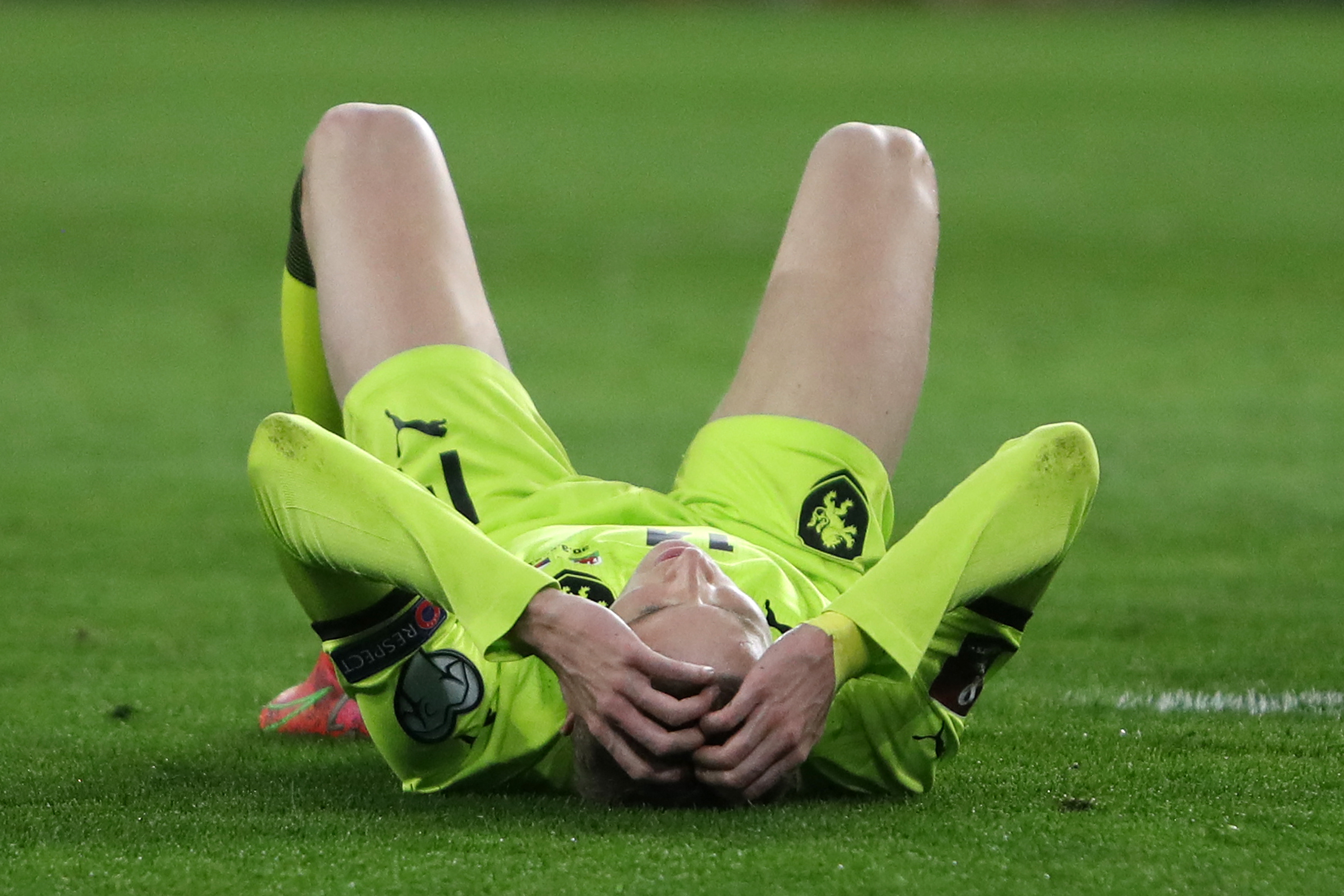 Czech midfielder Jakub Jankto reacts after failing to score during the FIFA World Cup Qatar 2022 qualification football match between Wales and Czech Republic at Cardiff City Stadium in Cardiff on March 30, 2021. (Photo by Geoff Caddick / AFP)
