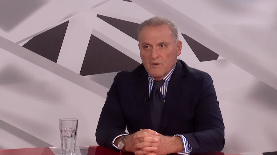 1669835574-1.format-webp.width-900