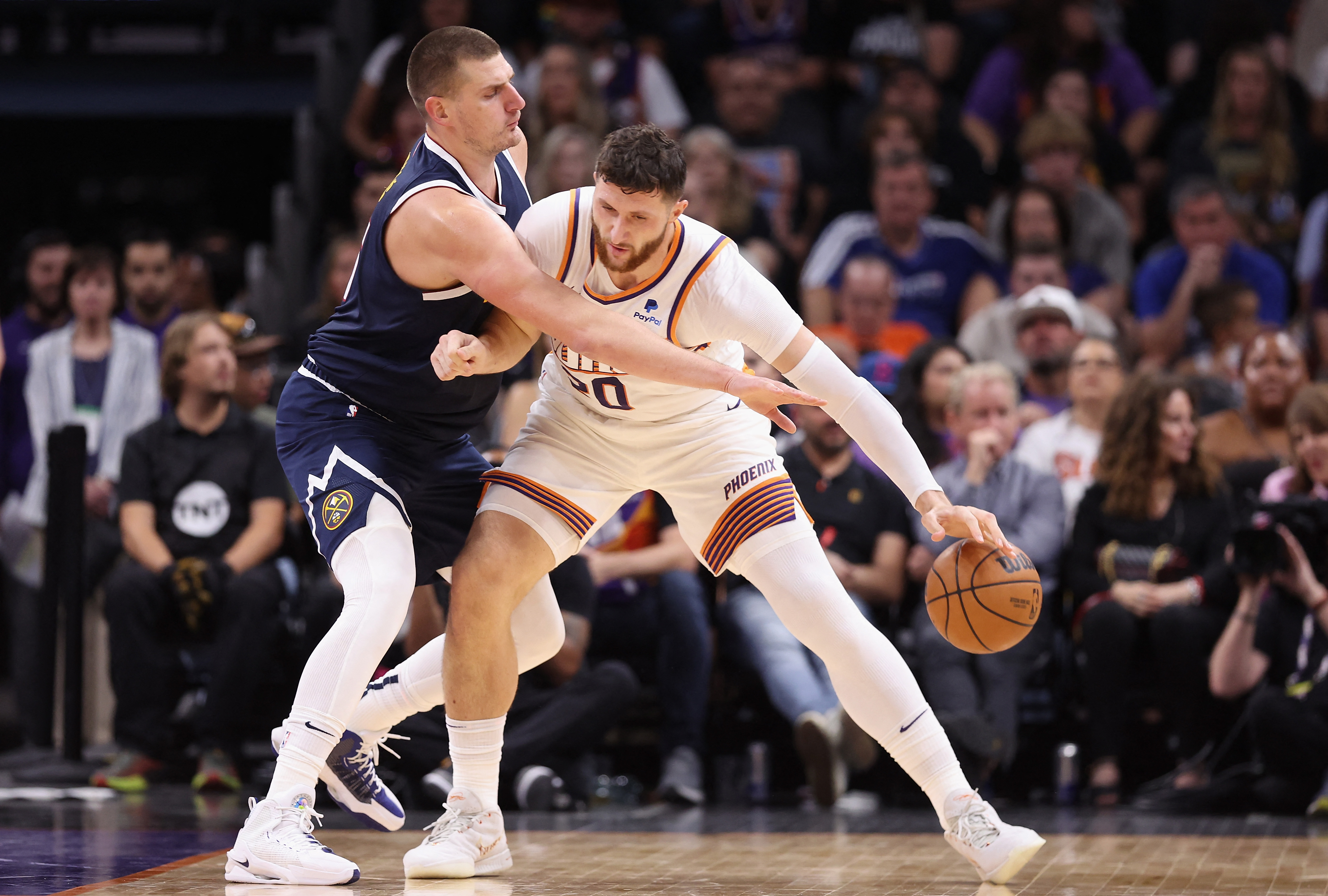 PHOENIX, ARIZONA - OCTOBER 10: Jusuf Nurkic #20 of the Phoenix Suns