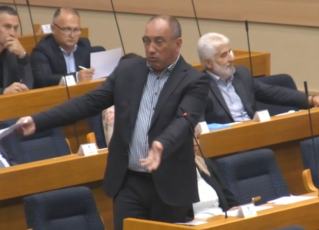 Screenshot 2025-08-22 162110