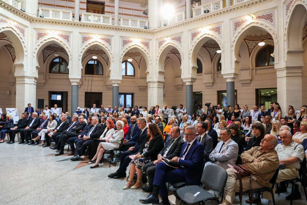 l_df1b17fffdf1f1c904b8e1842ae89244