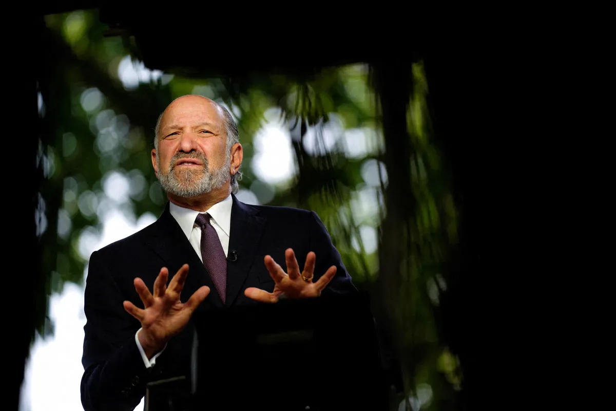 1756220736_2025-08-26T044533Z_16.format-webp.width-1200