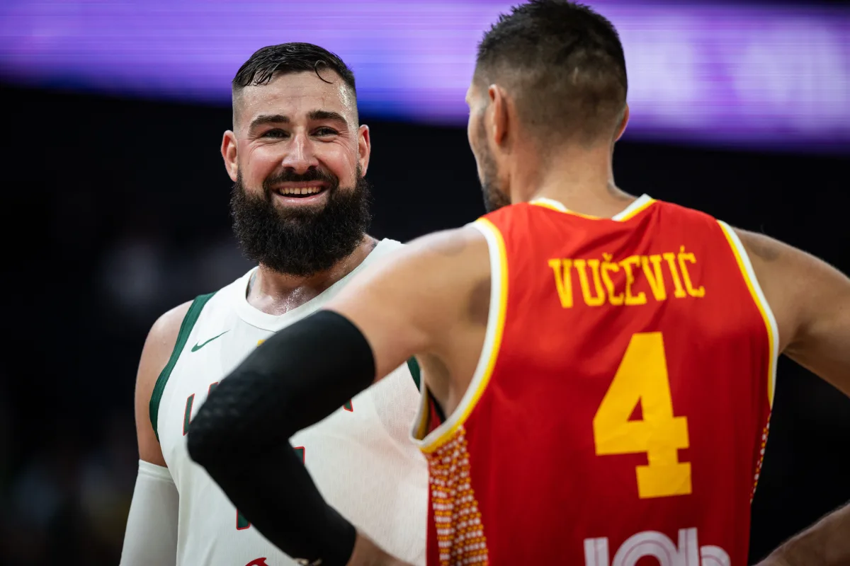 Nikola Vučević jonas Valanciunas