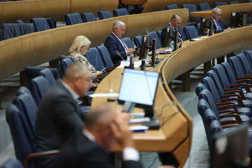 l_28002db5a09ca38b7c263b7a0182fbfd