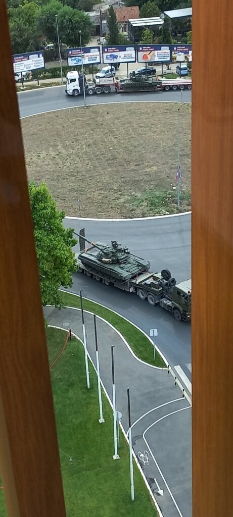 1757340959-image00002-461x1024