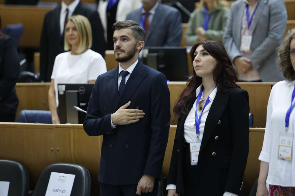 l_ea556b9af87d327d88ccd43df23a6391