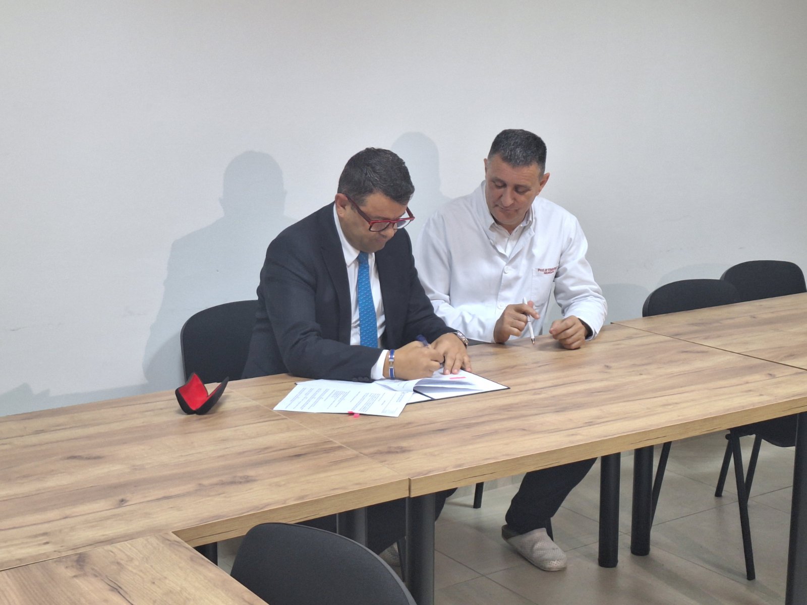 IMG-d3241837bb8a582ac745d73b04627758-V