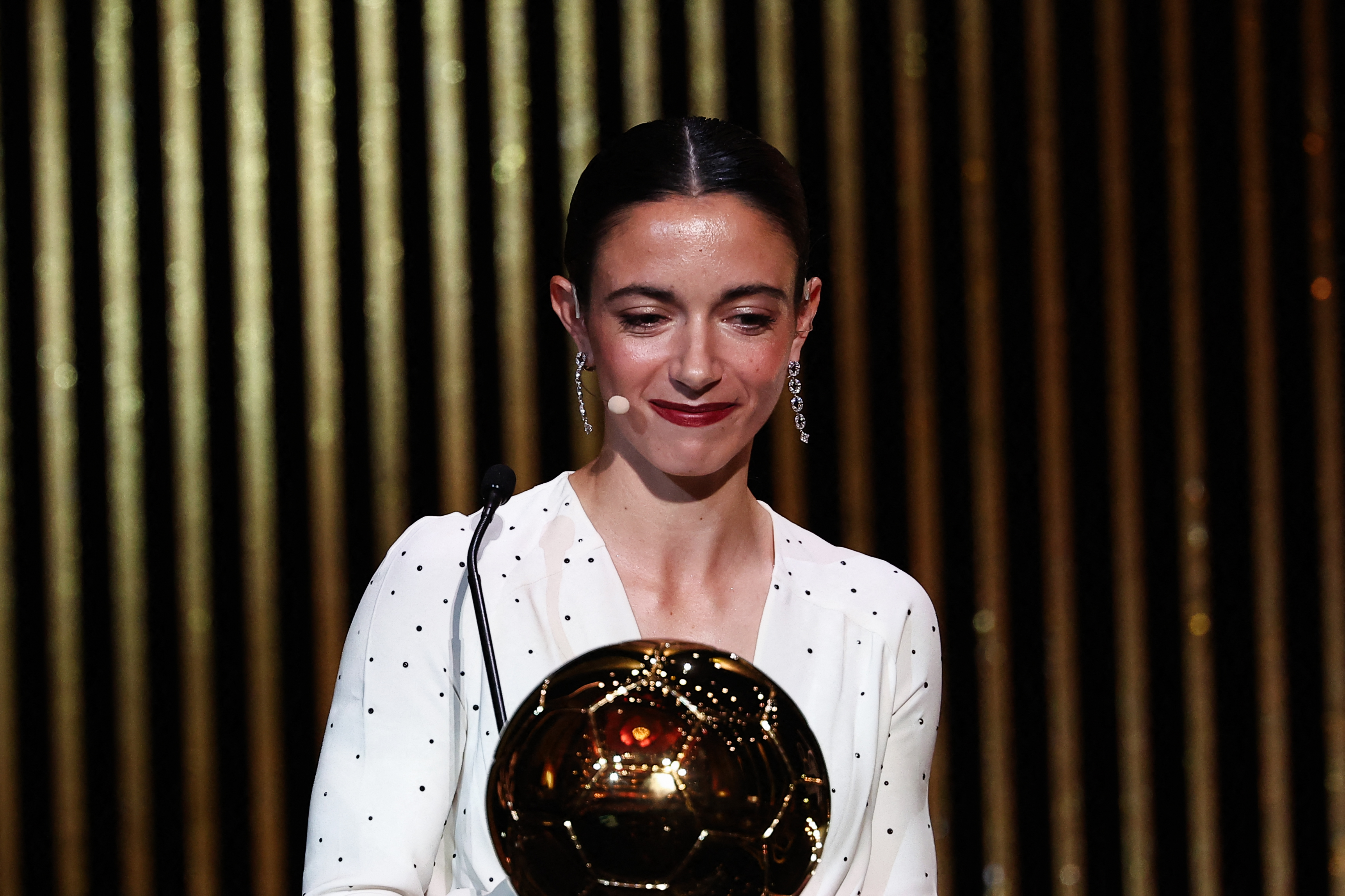 Barcelona's Spansih midfielder Aitana Bonmati receives the Woman Ballon d'Or award during the 2024 Ballon d'Or France Football award ceremony at the Theatre du Chatelet in Paris on October 28, 2024. (Photo by FRANCK FIFE / AFP)