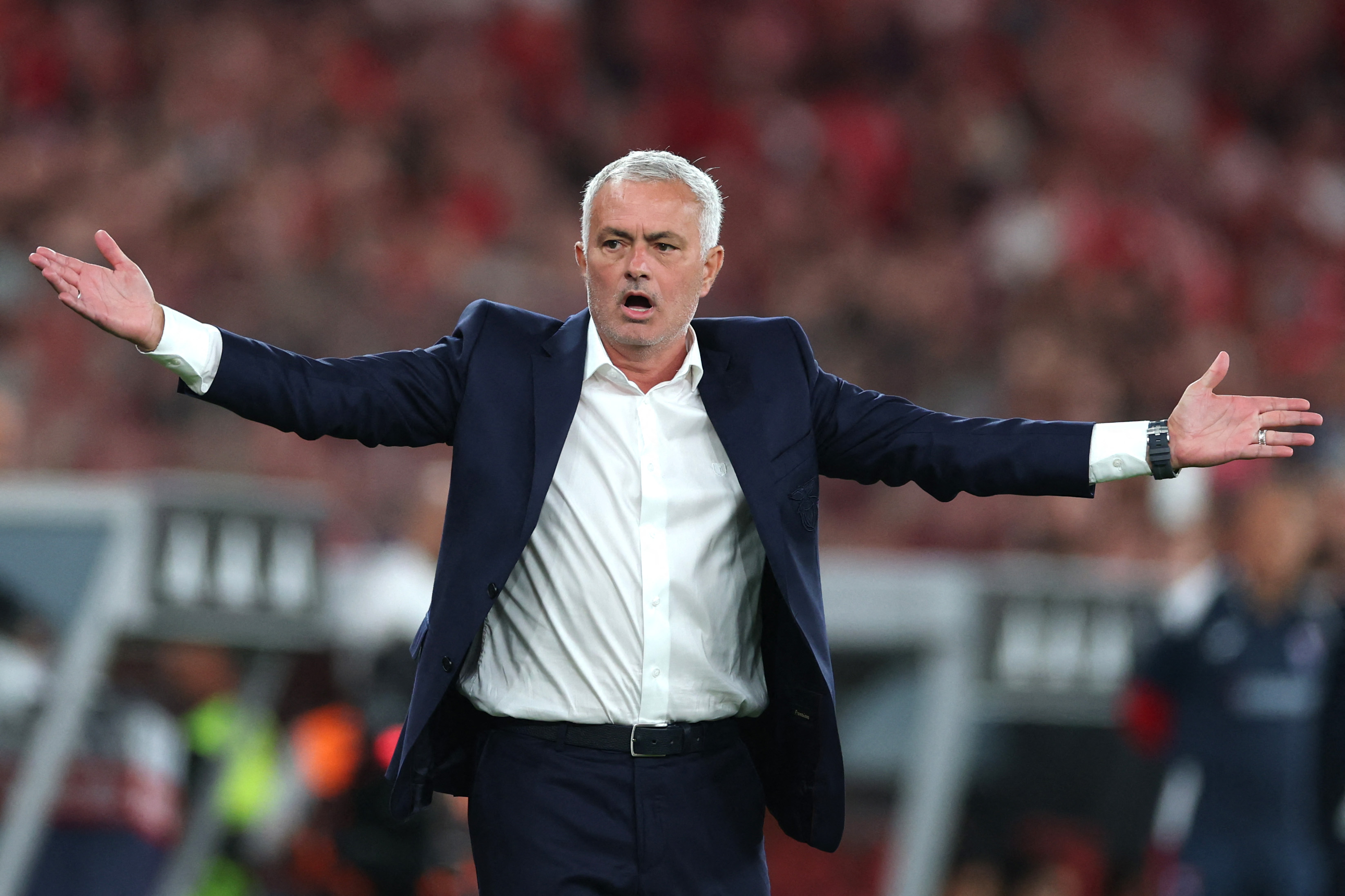 Benfica's Portuguese coach Jose Mourinho reacts during the Portuguese League football match between SL Benfica and Gil Vicente FC at at the Luz stadium in Lisbon on September 26, 2025. (Photo by PATRICIA DE MELO MOREIRA / AFP)