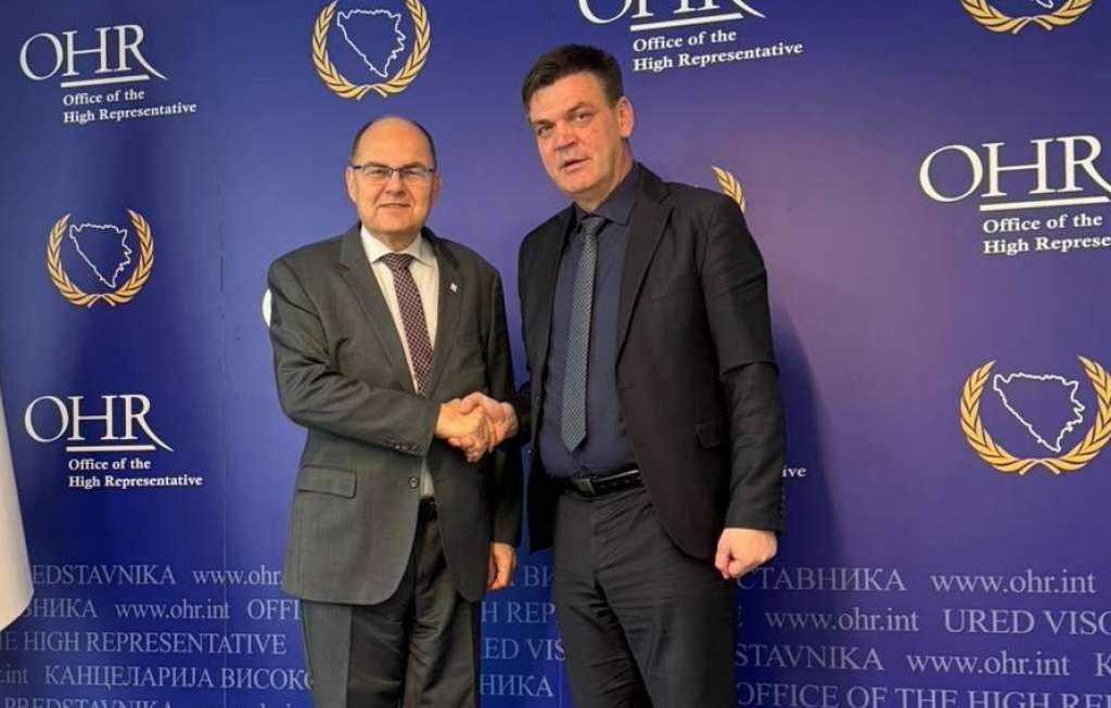 l_c917f87b94bf23fc7be4cfacce65a714