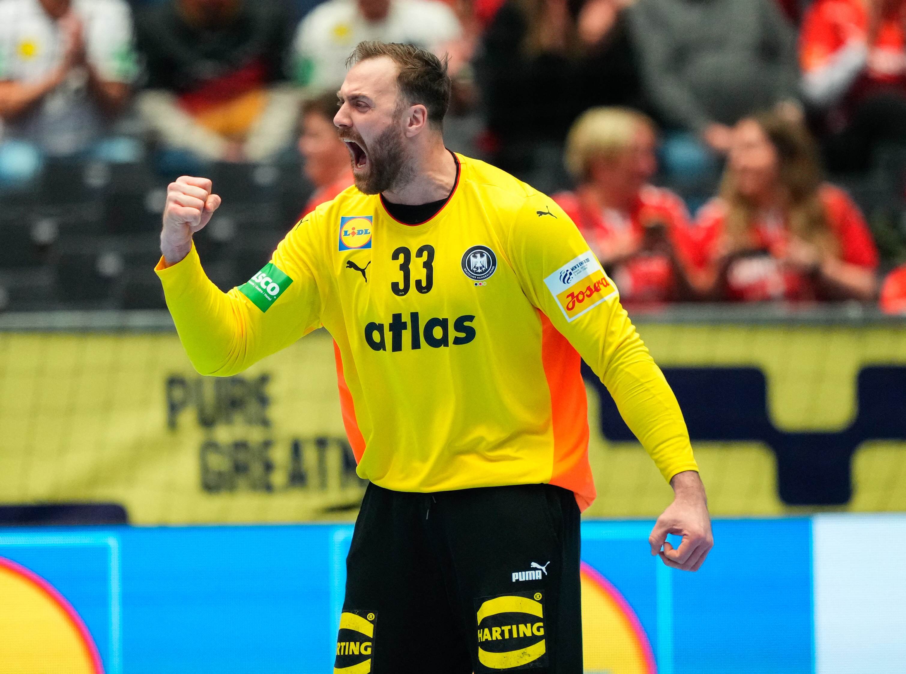 Germany's goalkeeper #33 Andreas Wolff gestures during the men's EHF Euro 2026 main round handball match Germany vs Portugal in Herning, Denmark, on January 22, 2026. (Photo by Sebastian Elias Uth / Ritzau Scanpix / AFP) / Denmark OUT