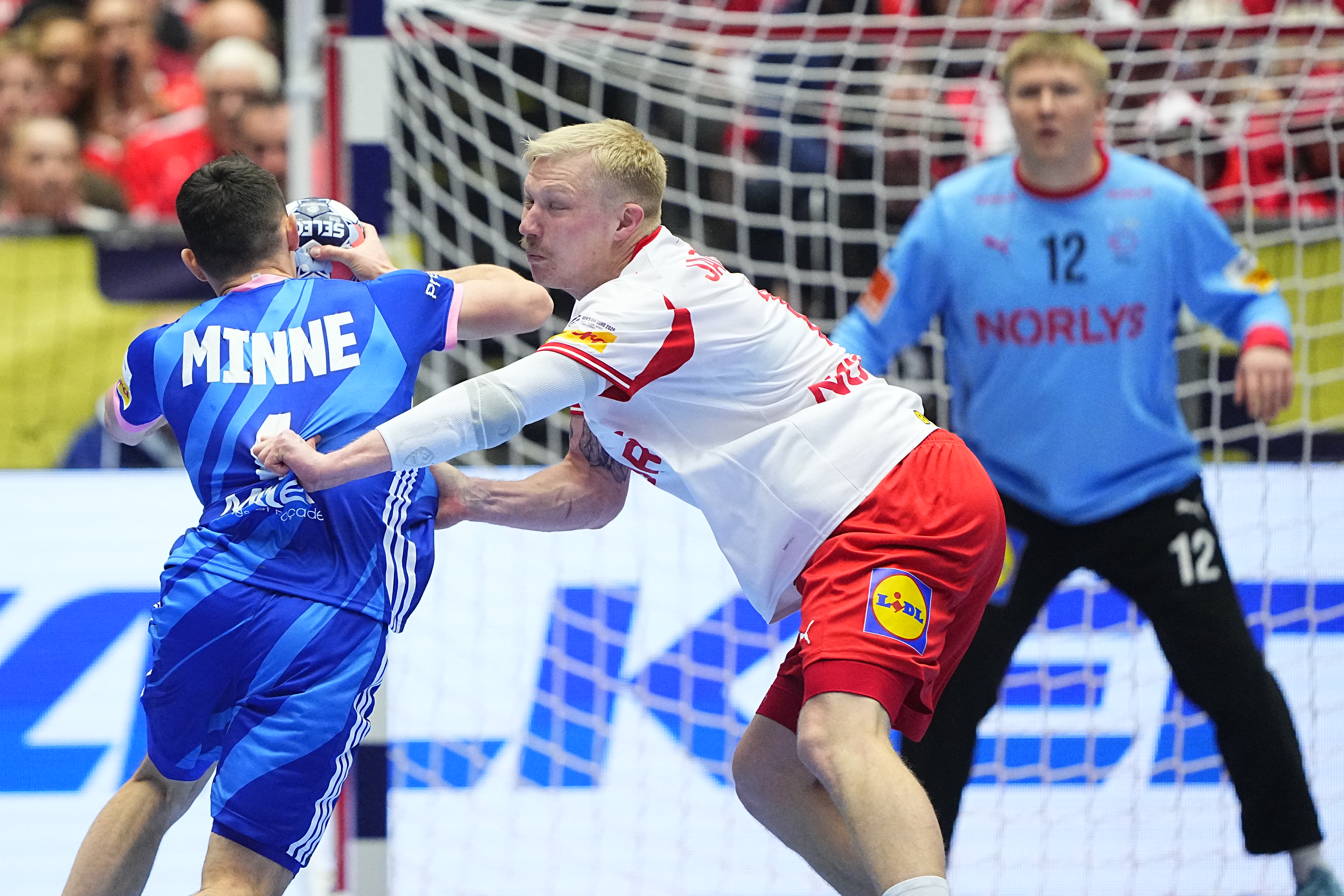 France's centre back #04 Aymeric Minne (L) and Denmark's pivot #15 Magnus S