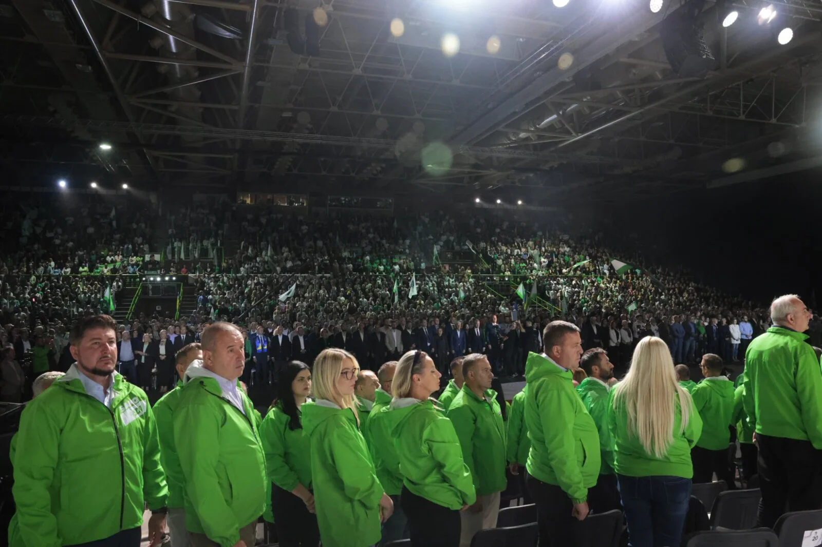 261001215.10_xxl.webp