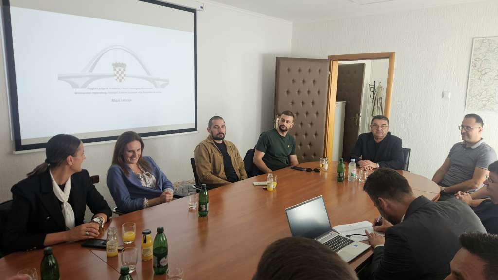 Orašje, konferencija Most razvoja