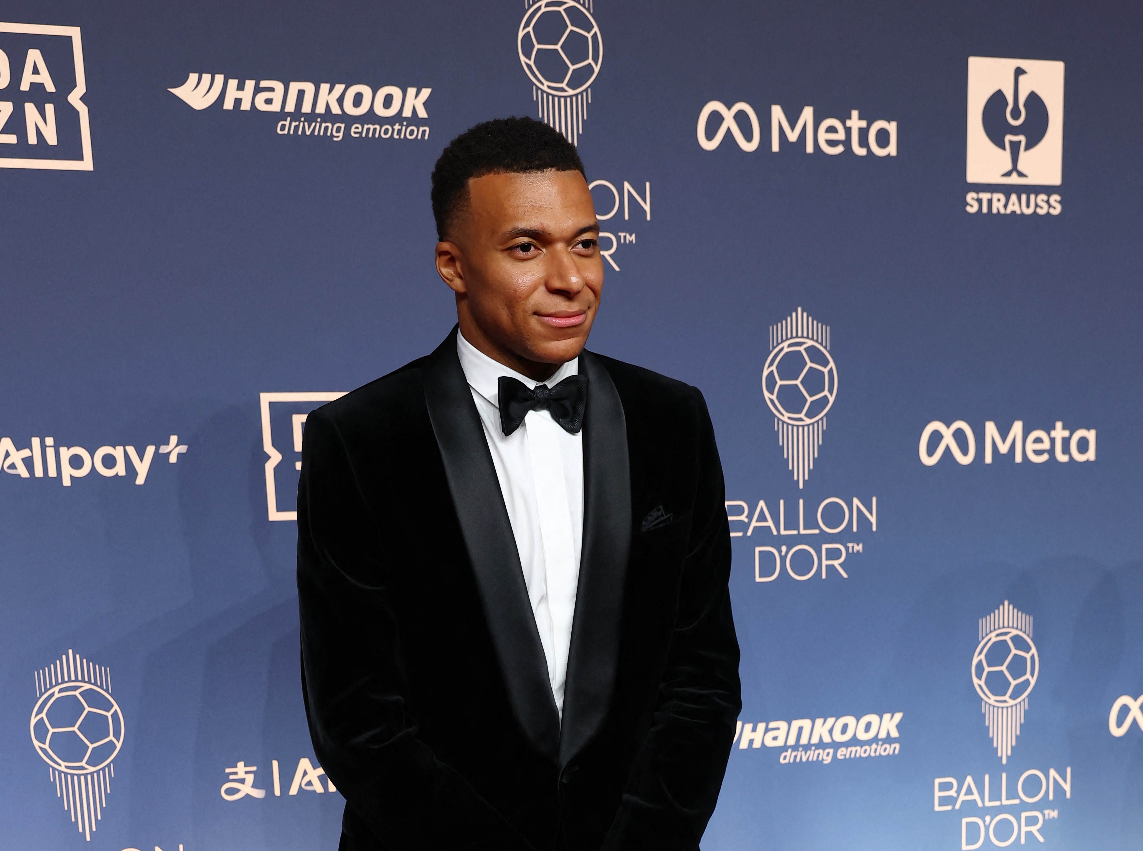 Soccer Football - Ballon d'Or - London Palladium, London, Britain - October 26, 2026 Real Madrid's Kylian Mbappe poses for a photo on the red carpet Action Images via Reuters/Matthew Childs