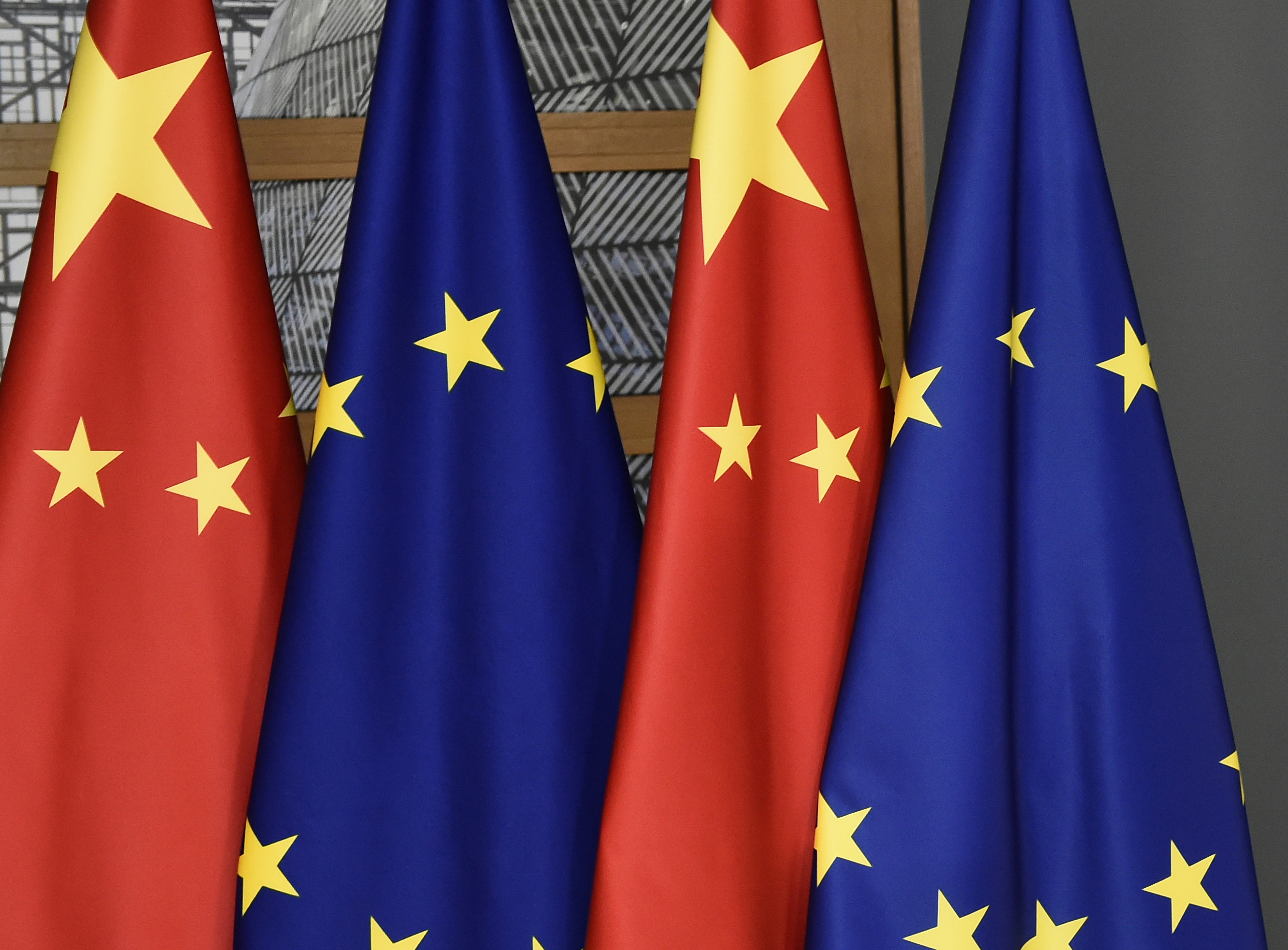 Kina, EU zastave
