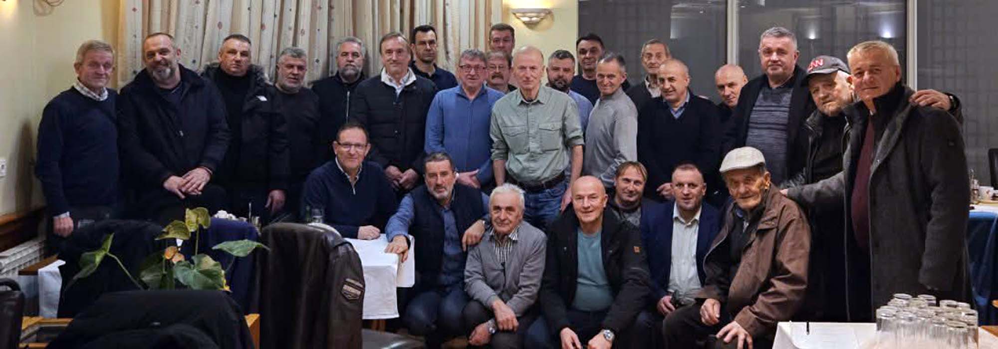 5d9454dc-a3a1-4bb1-ac3f-f658d50fa047