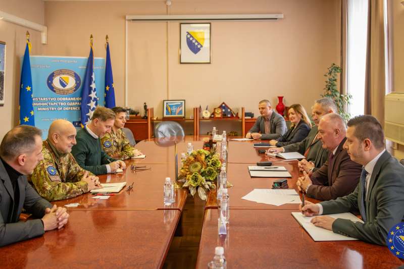 m_ada56e2c8bc5061d99a46a4bdb1cb5ea