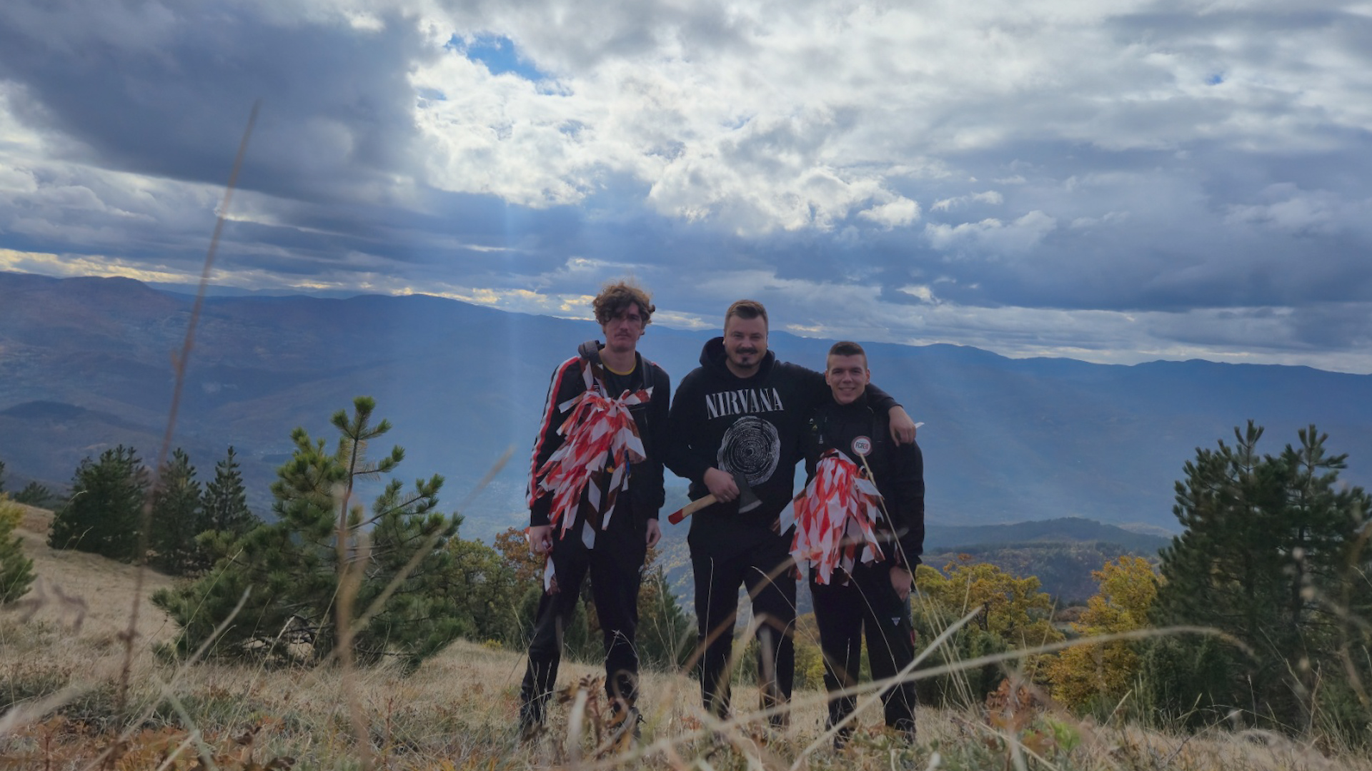 Mirko i prijatelji pripremaju stazu 1.jpg