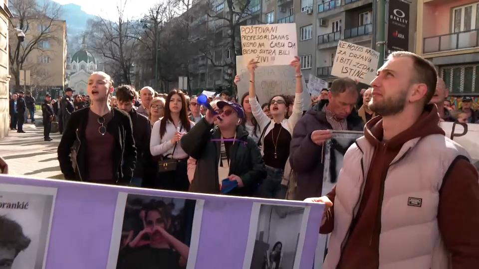 poruka protesti u sarajevu