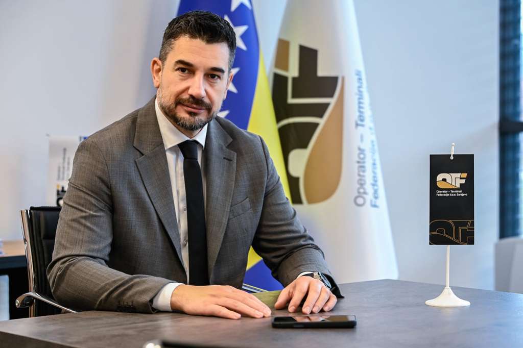 l_ecad2234e748a654c4d0c5286621928a