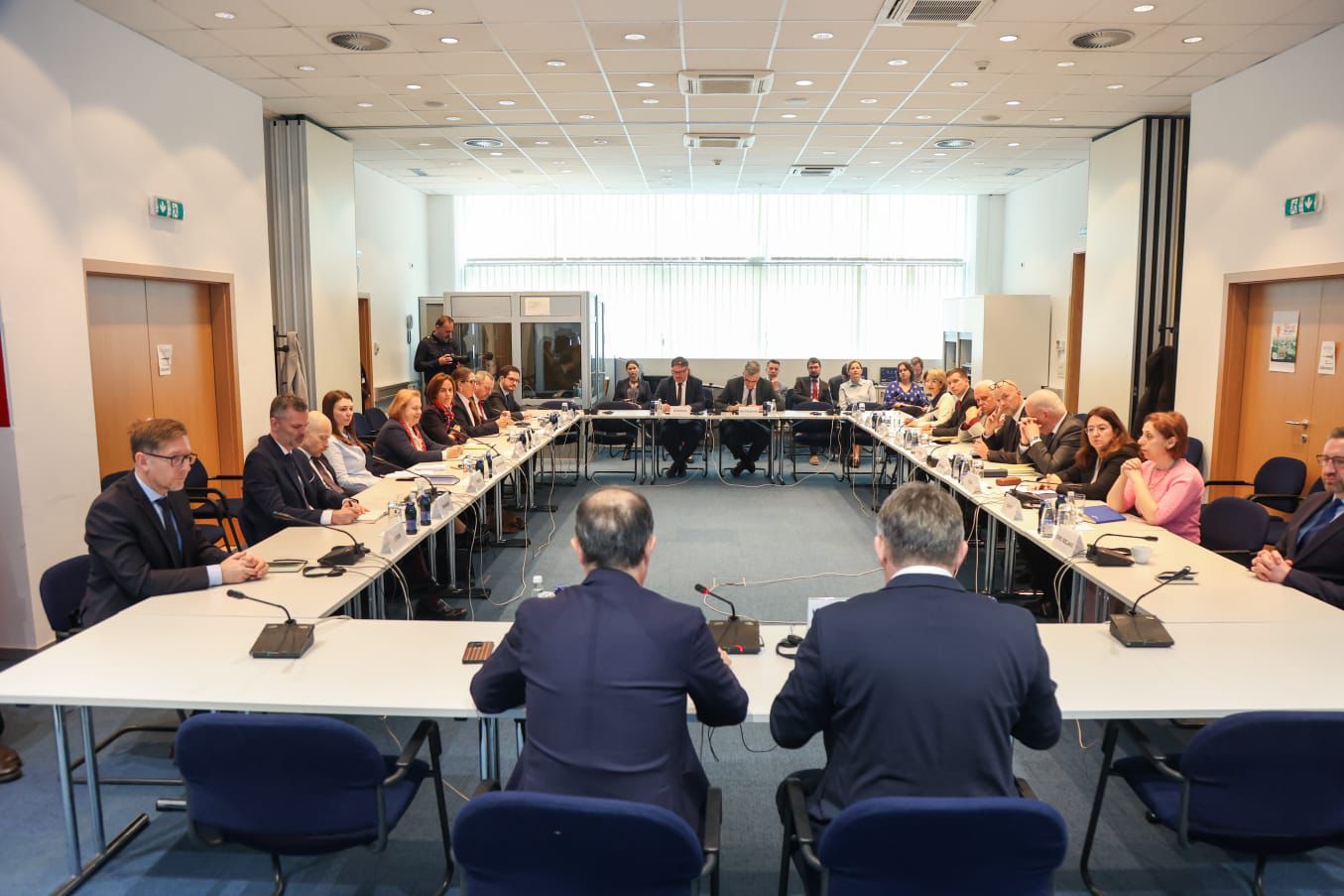 eljko Komšić razgovarao je danas s ambasadorima država članica EU akreditovanih u Bosni i Hercegovin