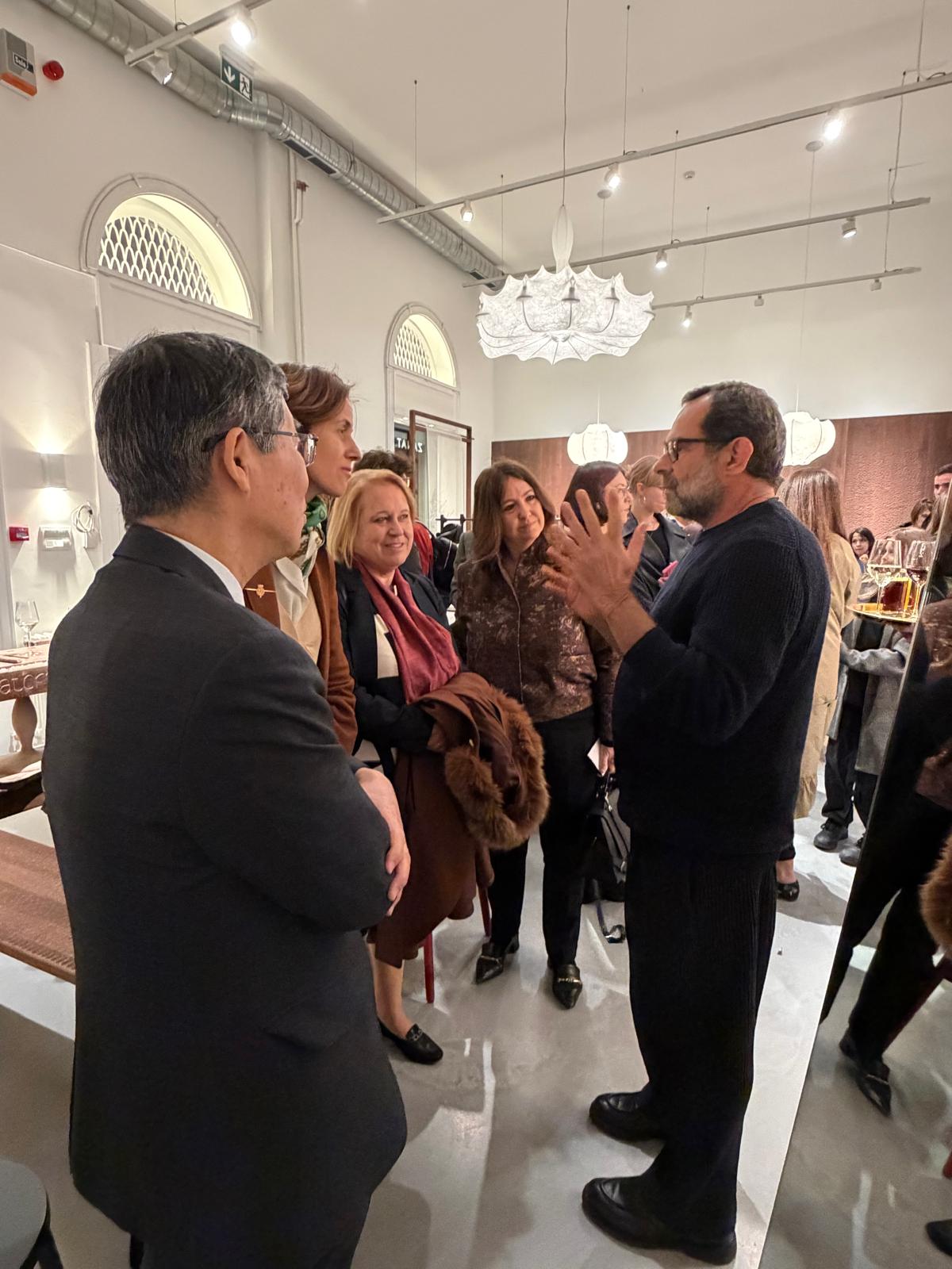 f2a58a8a-8de1-4a0b-954a-249e99a741ff - Copy.jpg