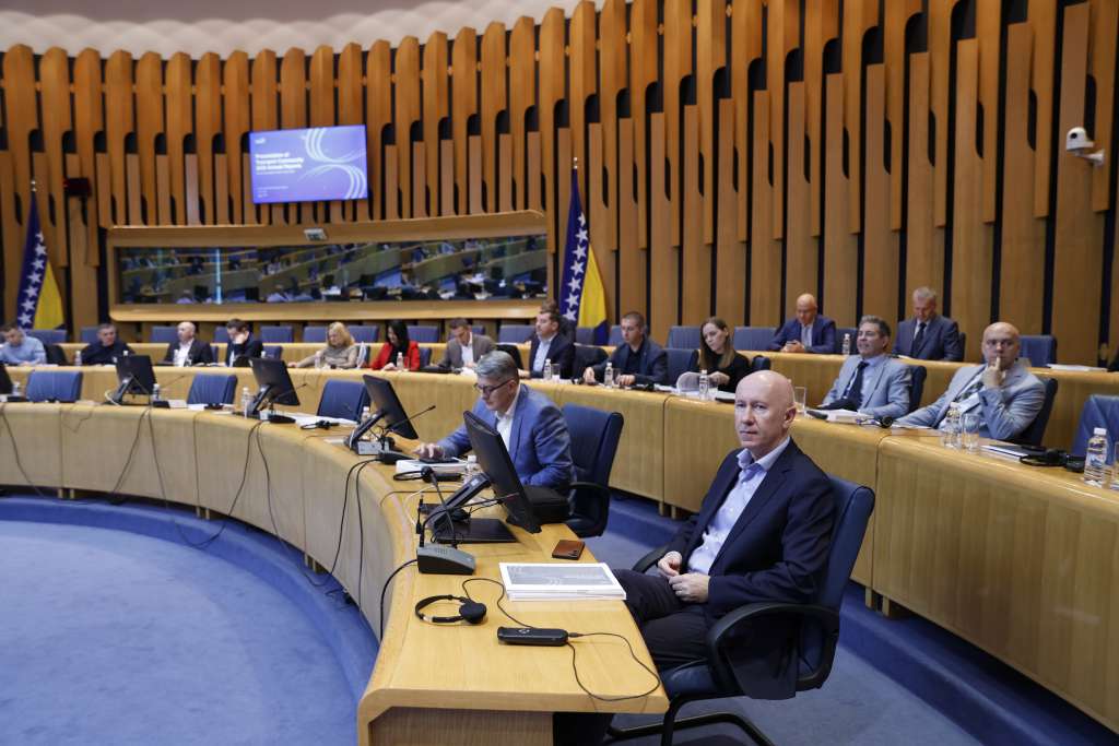 l_90aeb8dbb05a0980c07165ea59061751