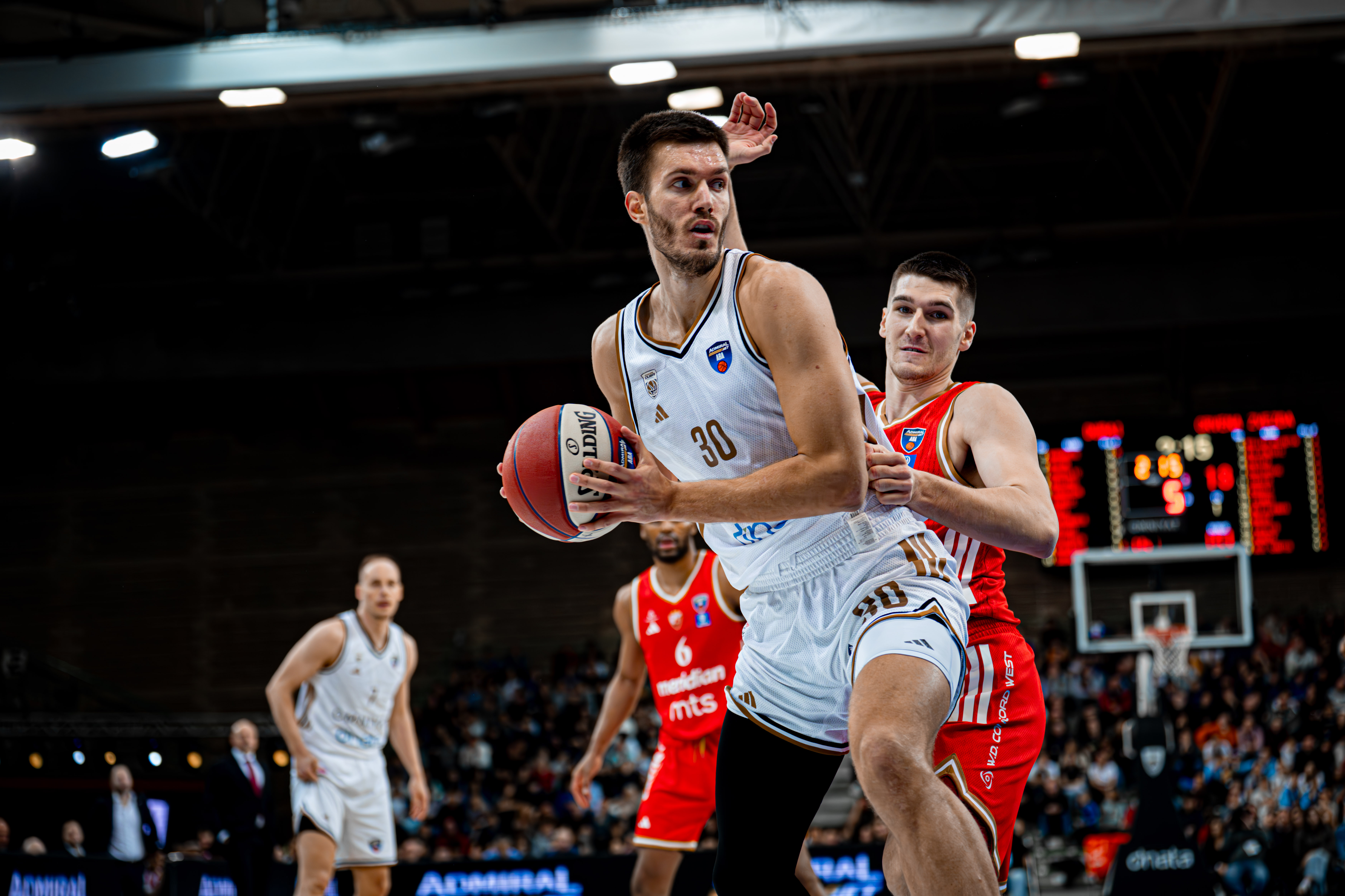 20260315193248_DSC02036