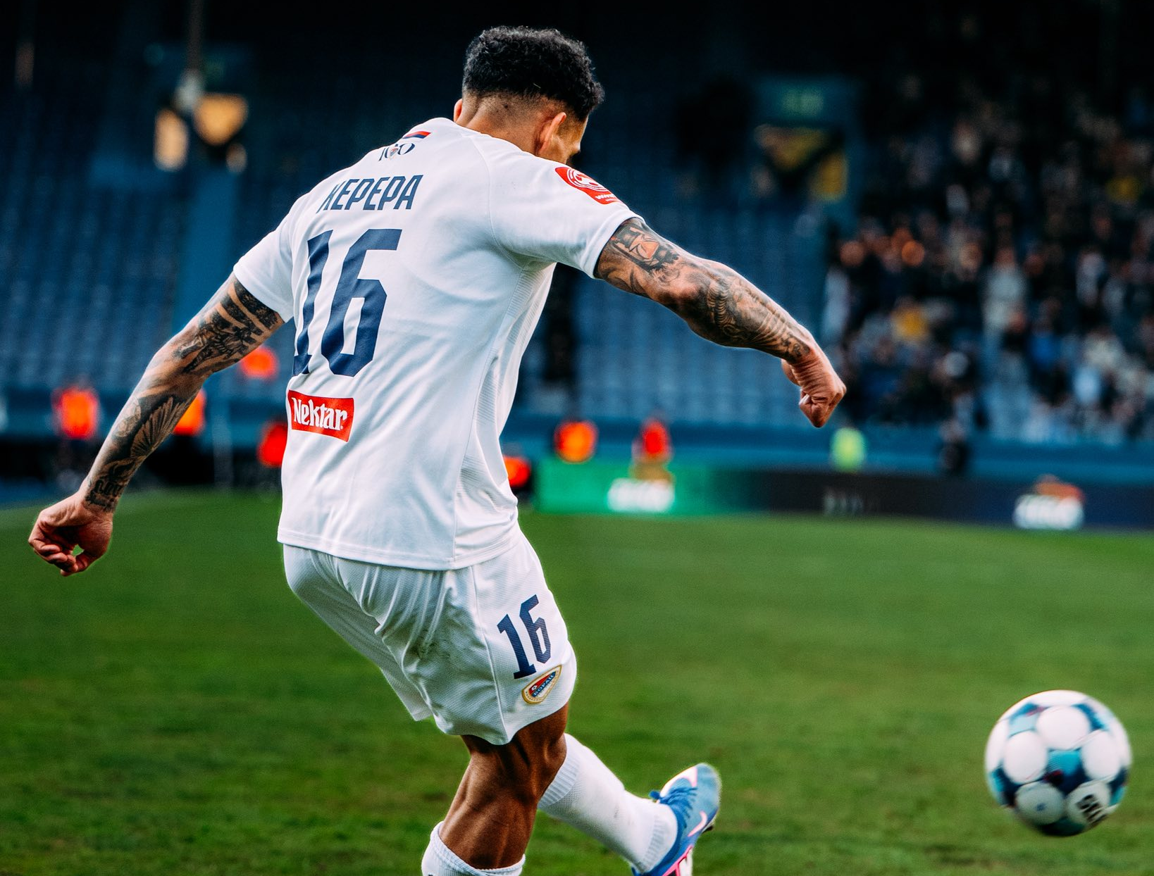 Sebastian Herrera 16