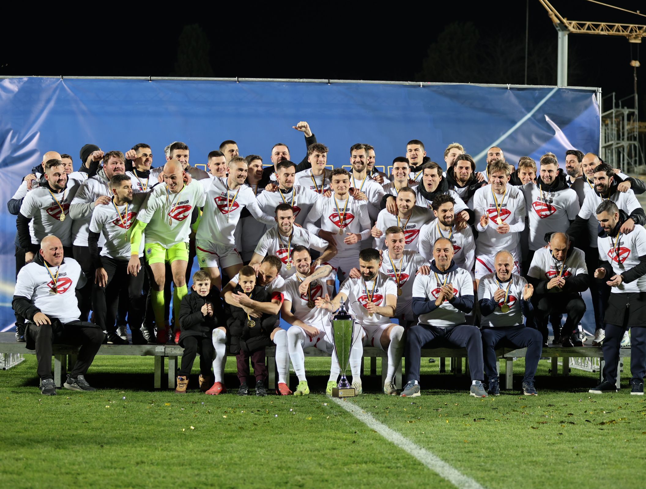 MOSTAR, 18. ožujka (FENA) – Nogometaši Zrinjskog osvojili su ovosezonsko izdanje Superkupa, nakon što su u srijedu u Mostaru boljim izvođenjem jedanaesteraca (4:1) savladali Sarajevo.(Foto FENA/Mateo Marinović)