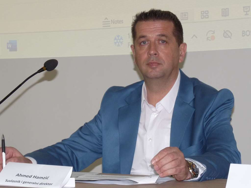 l_8e74995e54c21af89c5a64bccca55451