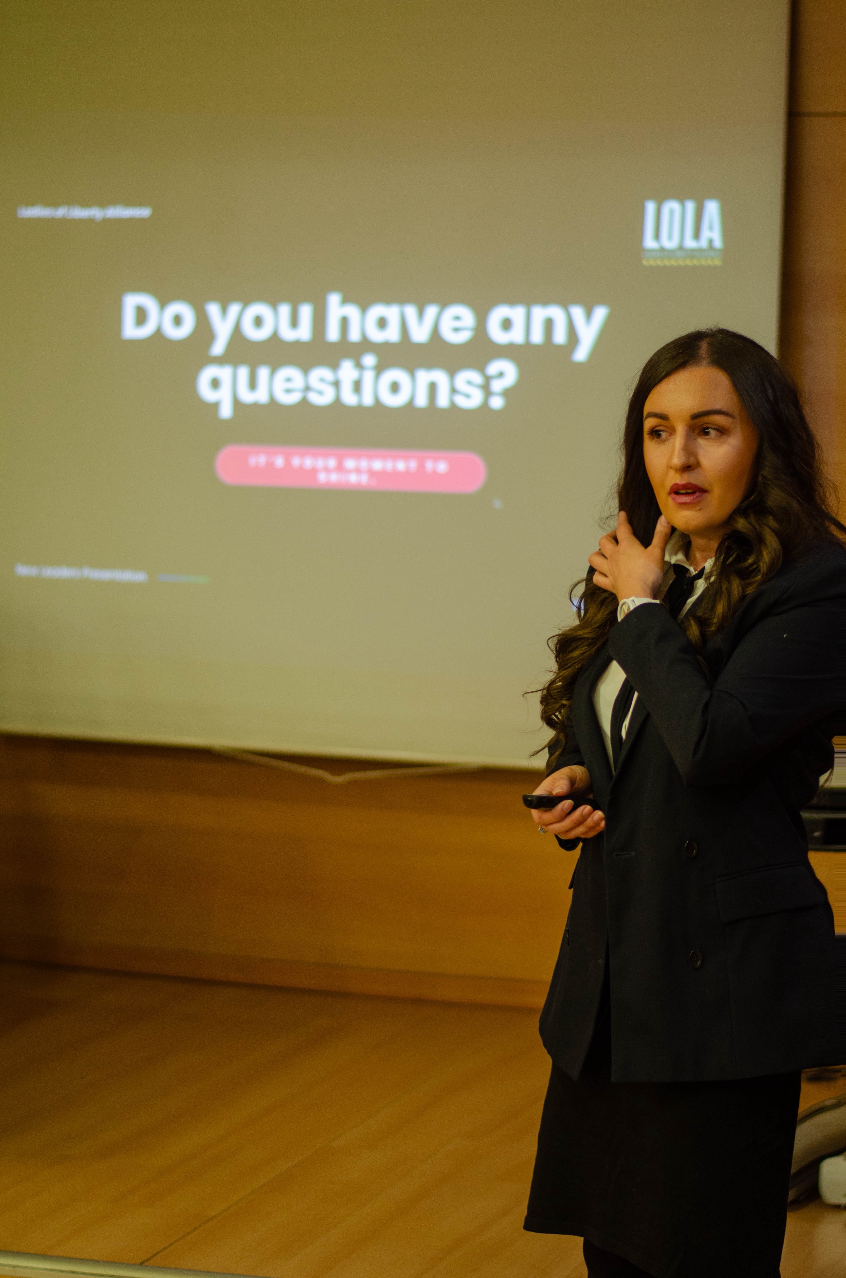 320B939C-4B0E-4295-8F8B-6C8873A03FF8