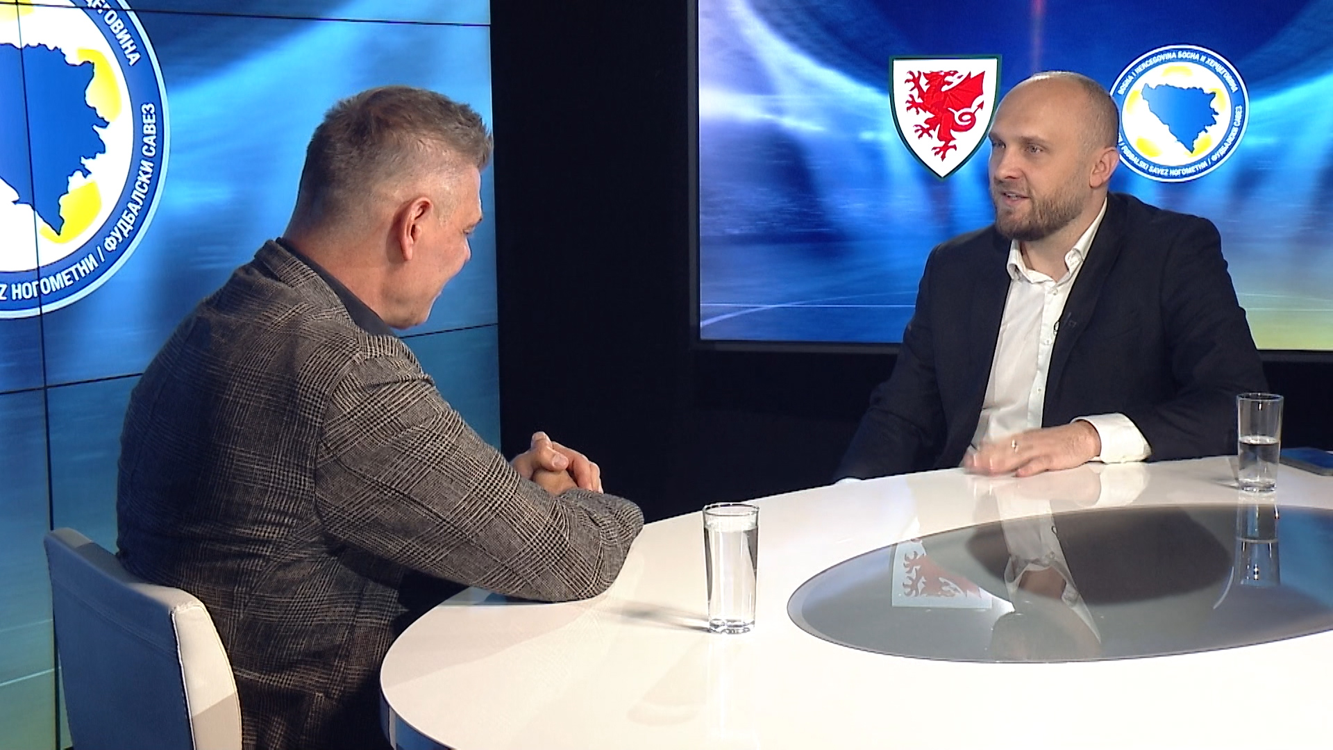 SA-.00_05_54_04.Still001