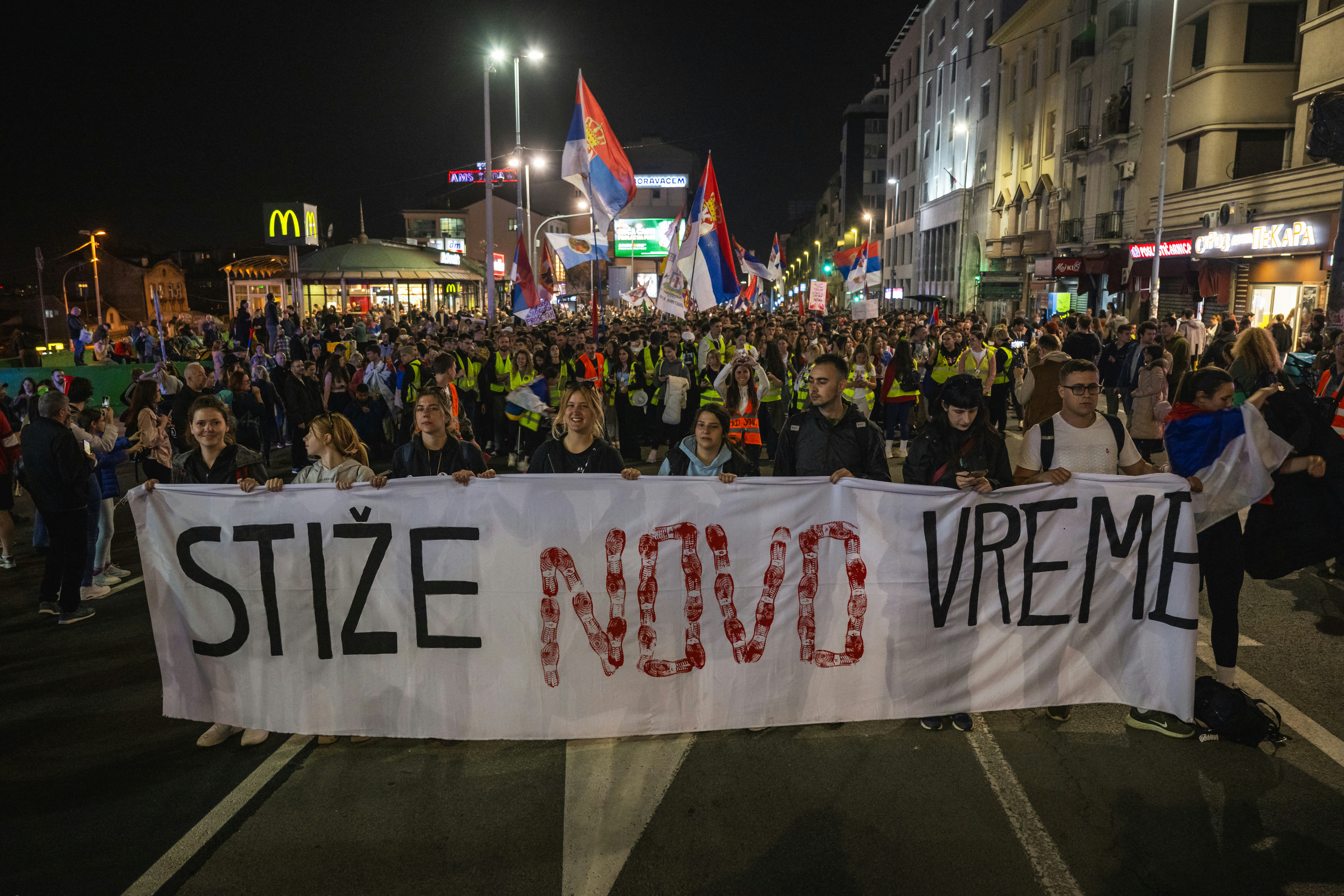 1742371283-000_372G4YM