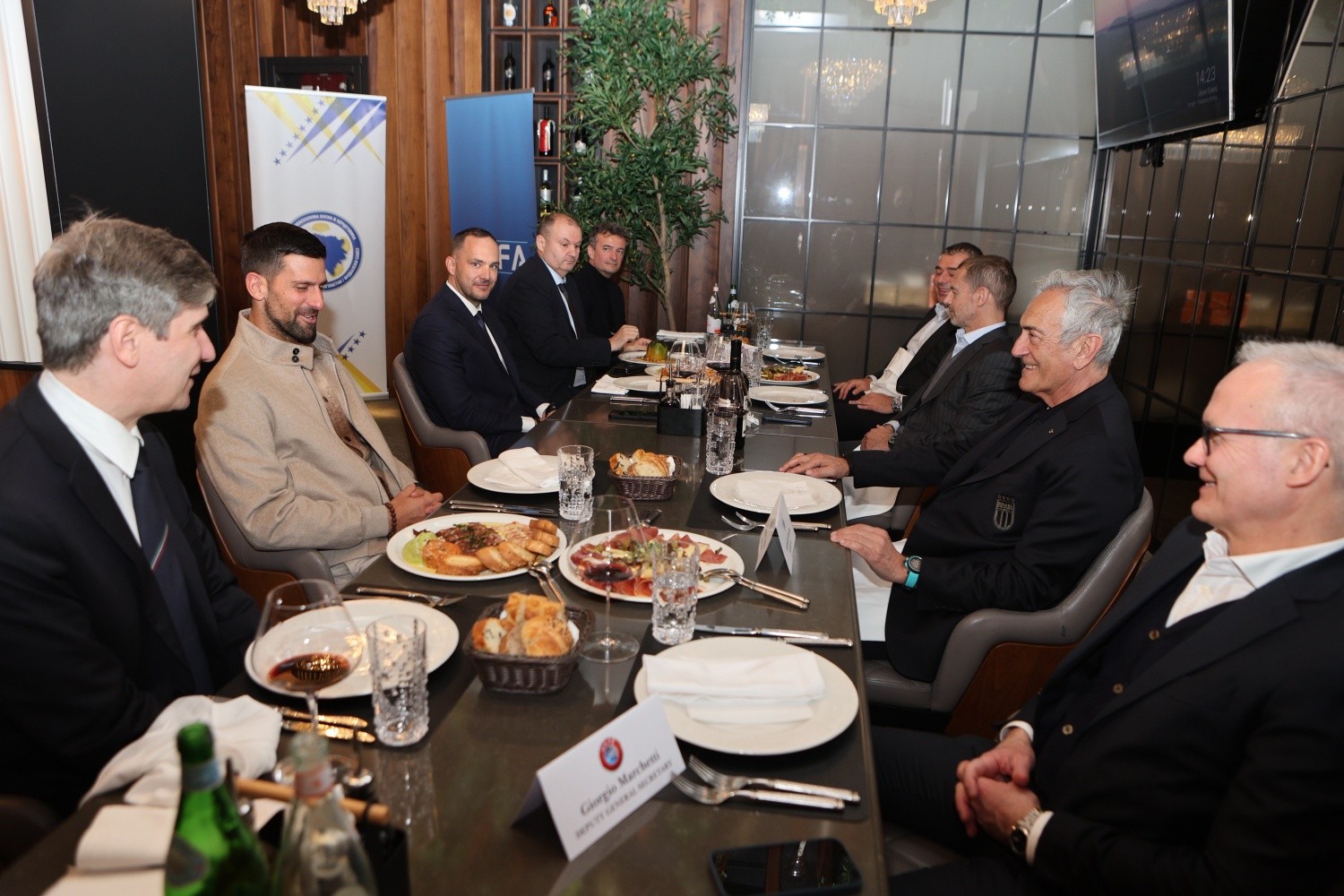 Zoran Laković, Đorđo Marketi, Gabriele Gravina, Novak Đoković,Aleksander Čeferin, Vico Zeljković