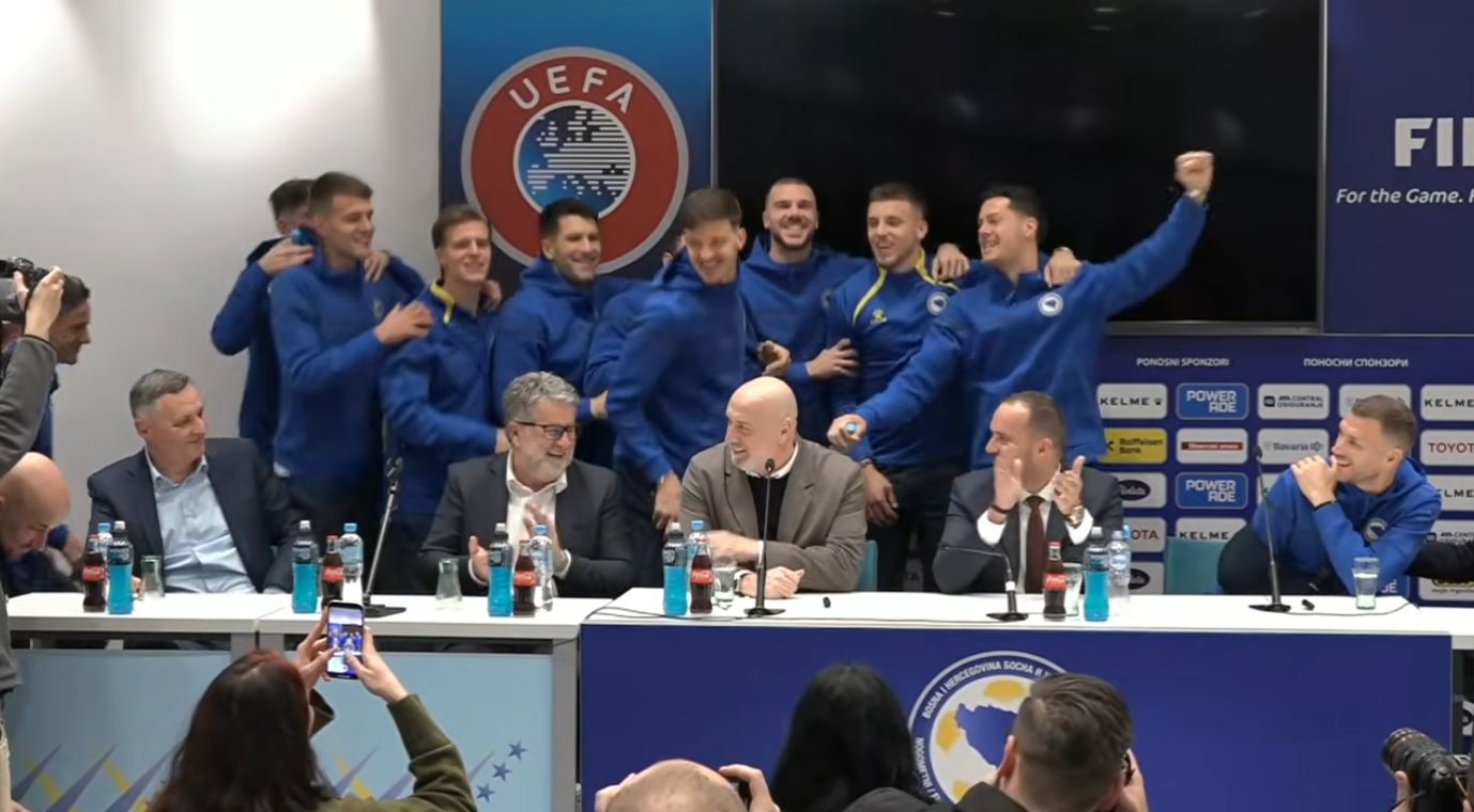 igrači upali na press opet