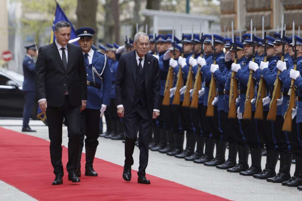 l_4a2620955041663c5525fc295c9372e3