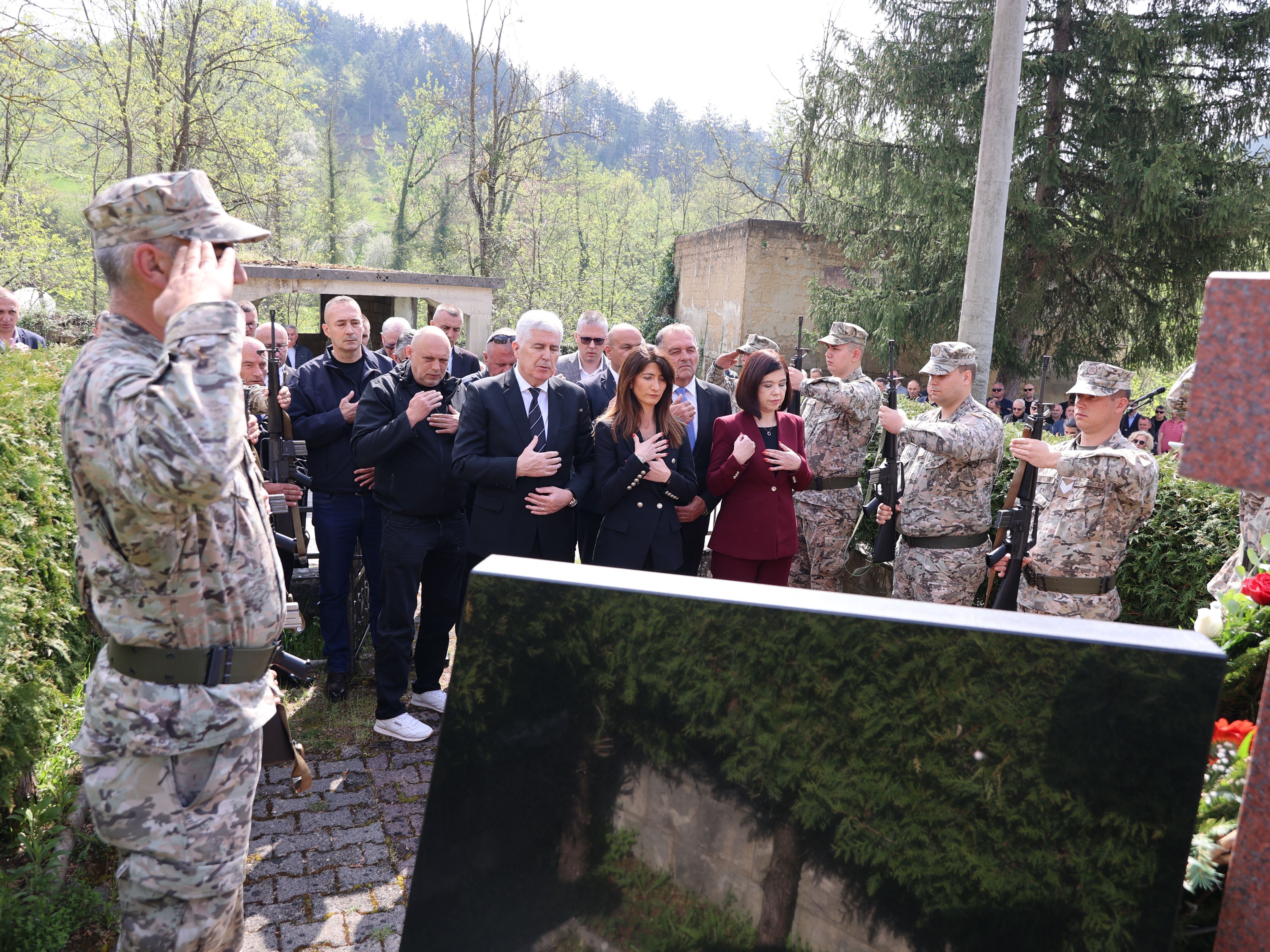 33 godine zlocina u trusinama2.jpg