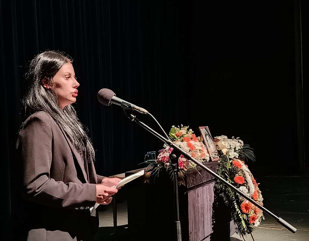 l_d0012b98bd140d98fd0776dfe6b3697e