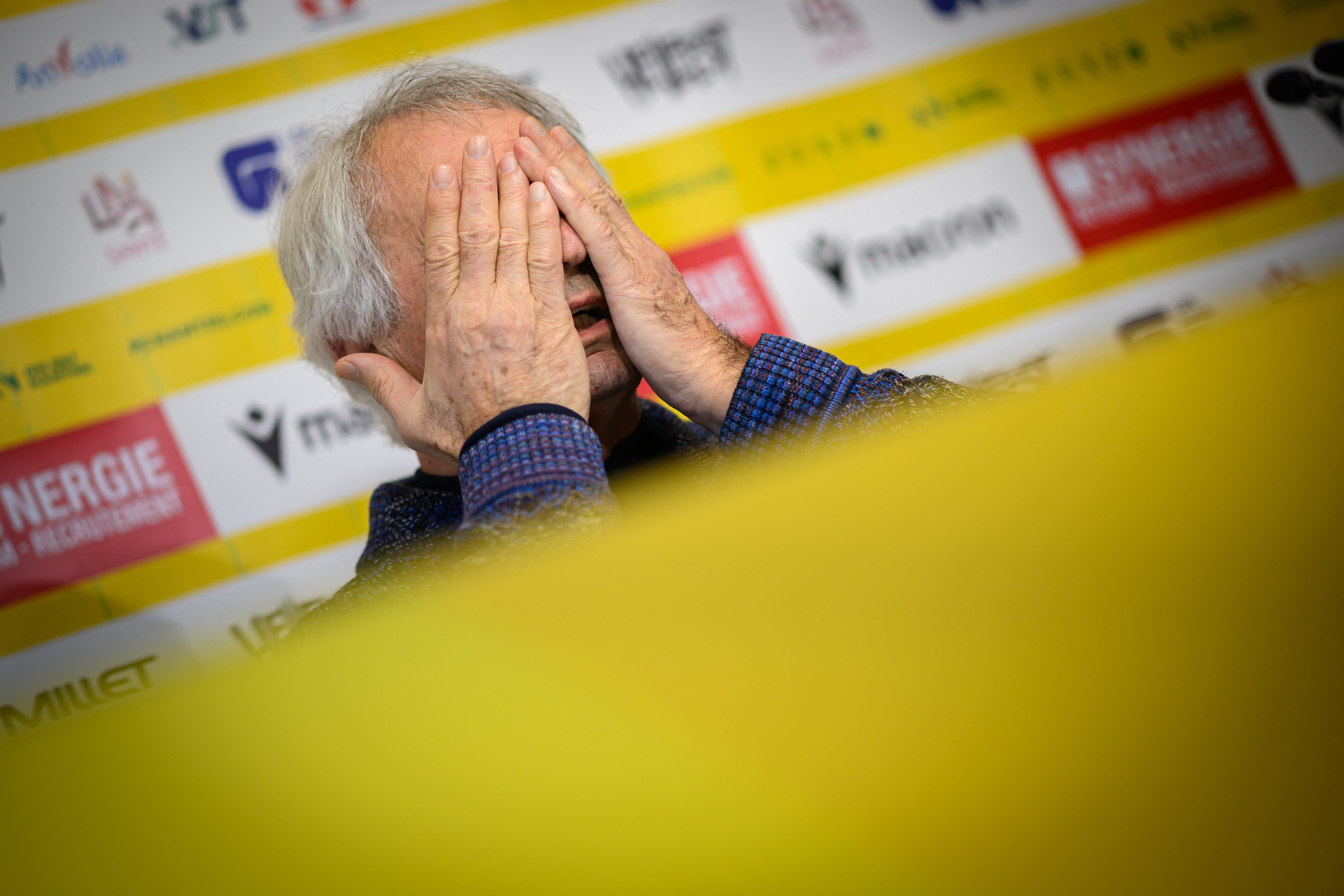 Nantes' newly appointed Bosnian head coach Vahid Halilhodzic attends a press conference at the Joneliere FC Nantes headquarters in La Chapelle-sur-Erdre on March 13, 2026. (Photo by Loic VENANCE / AFP)
