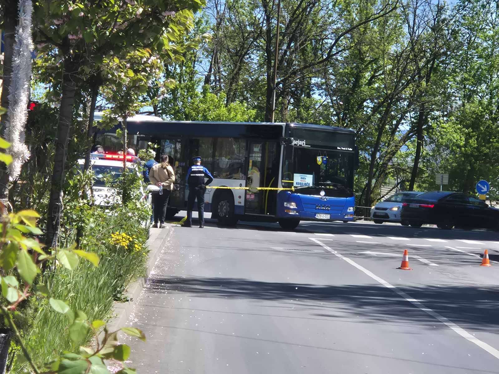 zenu udario auztobus1.jpg