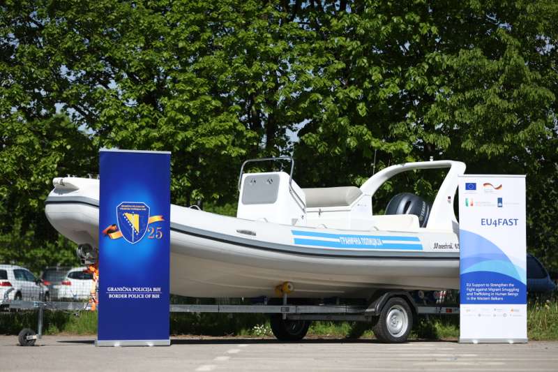 m_3a94e1ece9de9a340fc89e08dbeebae9