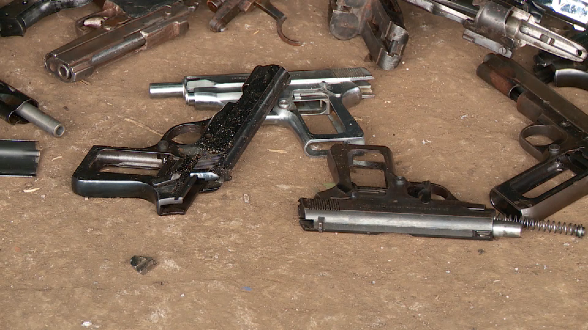 pištolj-naoružavanje