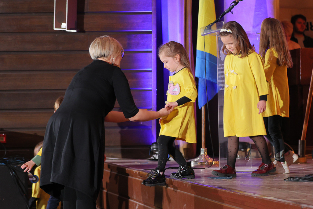 Hor Suncokreti 3.jpg